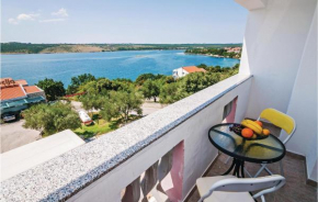 Cozy Apartment In Posedarje With Wifi